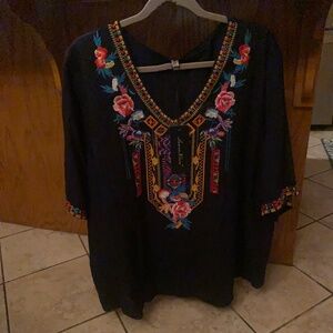Women’s plus size Mexican embroidered top